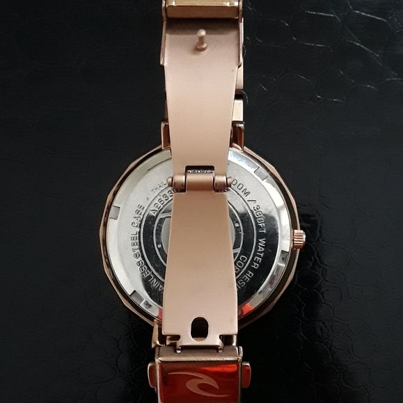 RIP CURL "SUNRISE" CORE SURF WATCH - Picture 9 of 11